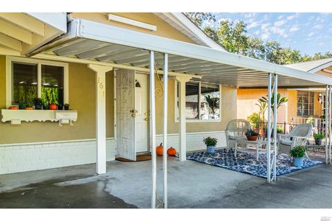 161 E Deodara St, Vacaville, CA 95688 photo 3