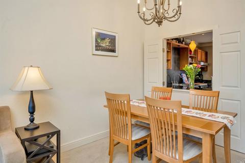 331 Freeway Dr, Napa, CA 94558 photo 5