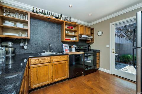331 Freeway Dr, Napa, CA 94558 photo 7