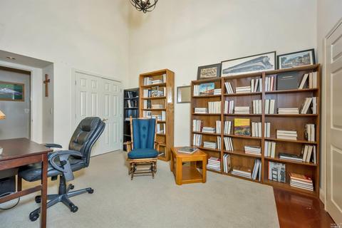 331 Freeway Dr, Napa, CA 94558 photo 8