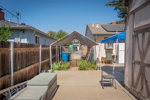 601 W D St N, Dixon, CA 95620 photo 8