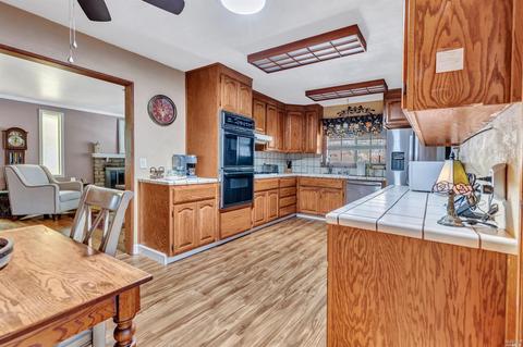 369 Tulip St, Fairfield, CA 94533 photo 8