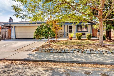 369 Tulip St, Fairfield, CA 94533 photo 1