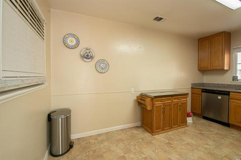 1843 Minnesota St, Fairfield, CA 94533 photo 17