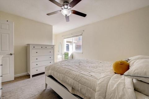 112 Dover Way, Vacaville, CA 95687 photo 22