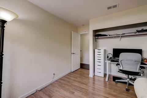 112 Dover Way, Vacaville, CA 95687 photo 29