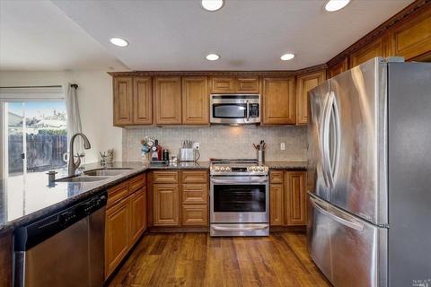 112 Dover Way, Vacaville, CA 95687 photo 15
