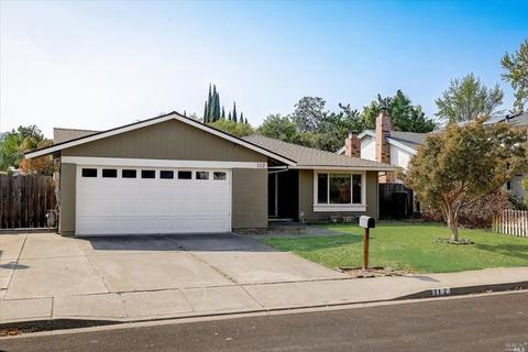 112 Dover Way, Vacaville, CA 95687 photo 1