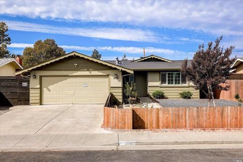 2002 Buckingham Dr, Fairfield, CA 94533 photo 2