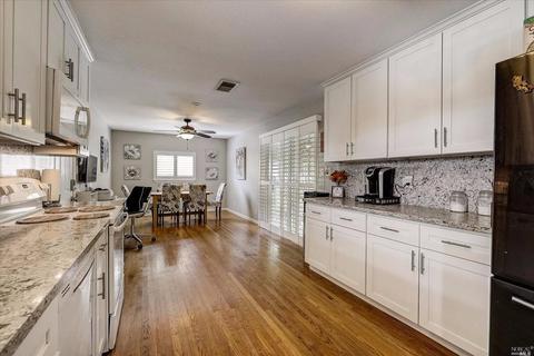 2002 Buckingham Dr, Fairfield, CA 94533 photo 13