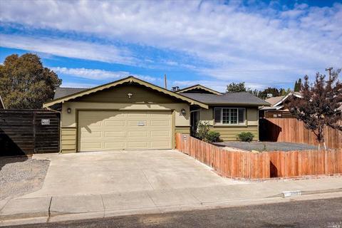 2002 Buckingham Dr, Fairfield, CA 94533 photo 1