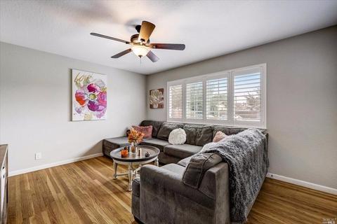 2002 Buckingham Dr, Fairfield, CA 94533 photo 8
