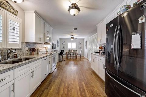 2002 Buckingham Dr, Fairfield, CA 94533 photo 10