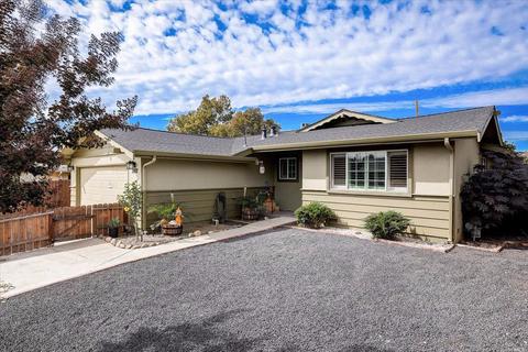 2002 Buckingham Dr, Fairfield, CA 94533 photo 3