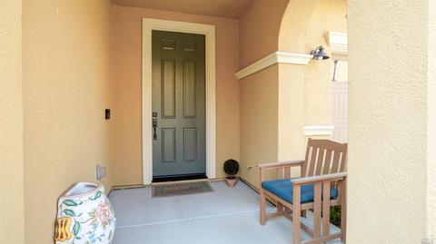 1387 Couples Cir, Fairfield, CA 94533 photo 2