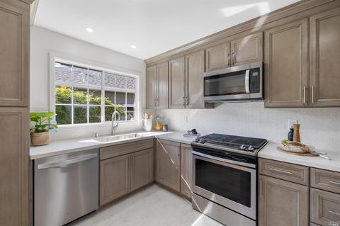37 Flying Cloud Crse, Corte Madera, CA 94925 photo 23