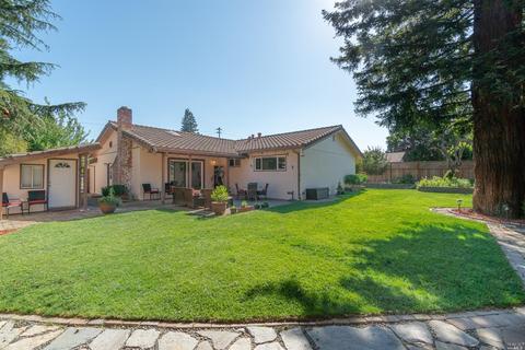 4 Devonshire Dr, Novato, CA 94947 photo 5