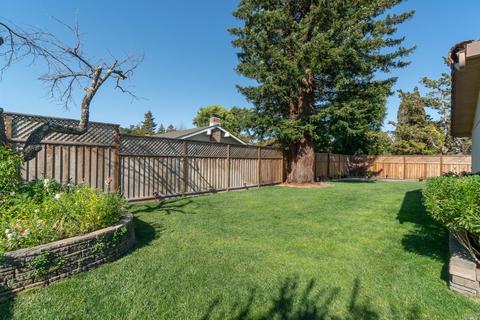 4 Devonshire Dr, Novato, CA 94947 photo 6