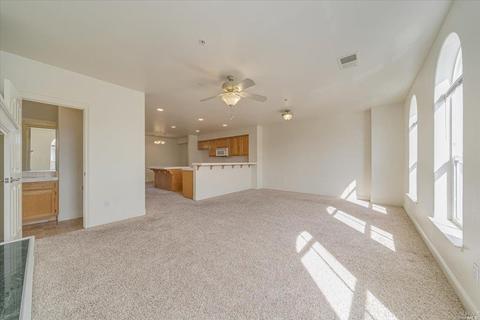 39 Johnson St, Windsor, CA 95492 photo 4