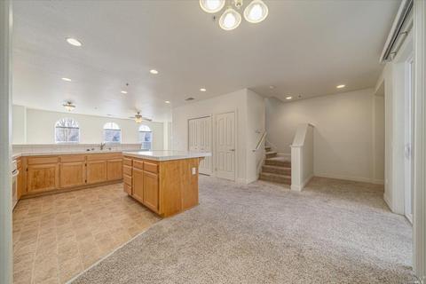 39 Johnson St, Windsor, CA 95492 photo 6