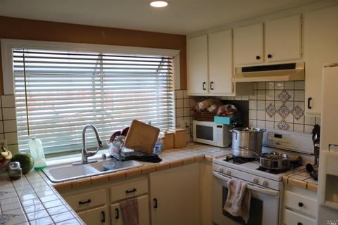 160 Erin Dr, Vallejo, CA 94589 photo 23