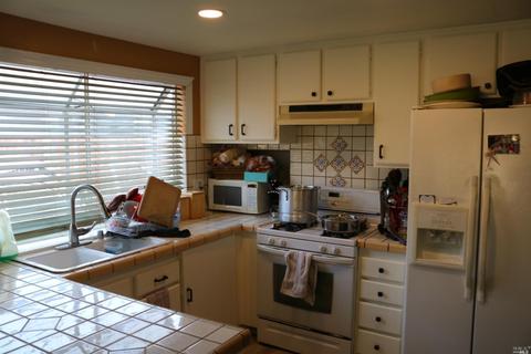 160 Erin Dr, Vallejo, CA 94589 photo 21