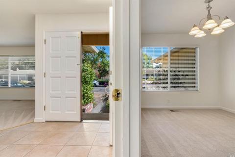 327 Beech Ave, Santa Rosa, CA 95409 photo 5