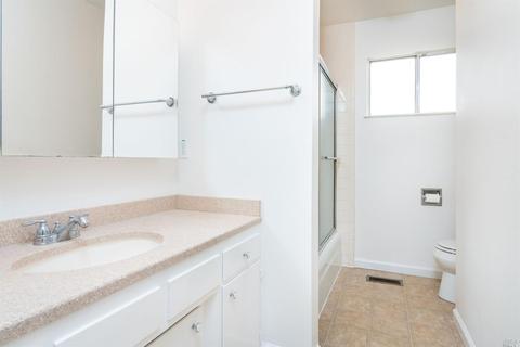 327 Beech Ave, Santa Rosa, CA 95409 photo 13