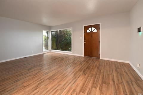 608 Hilton Ave, Vallejo, CA 94591 photo 5
