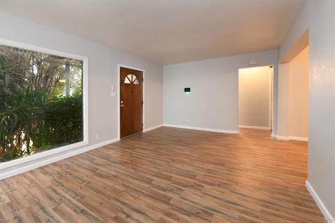 608 Hilton Ave, Vallejo, CA 94591 photo 4