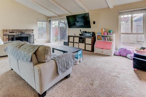 229 Dutch Flat Ct, Vallejo, CA 94589 photo 3