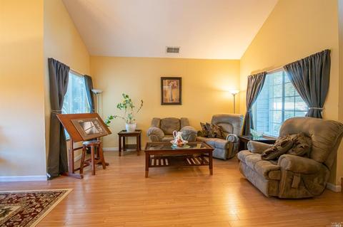 1465 Georgia Ct, Dixon, CA 95620 photo 4