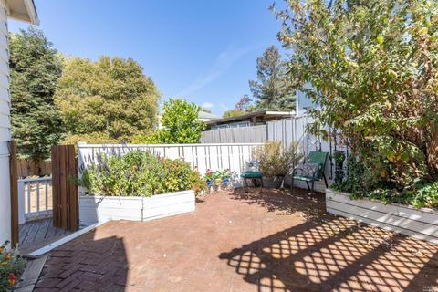 68 Spring St, Napa, CA 94559 photo 25
