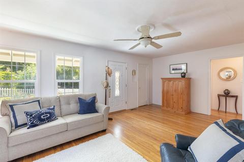 68 Spring St, Napa, CA 94559 photo 4