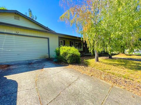 103 Margie Dr, Willits, CA 95490 photo 3