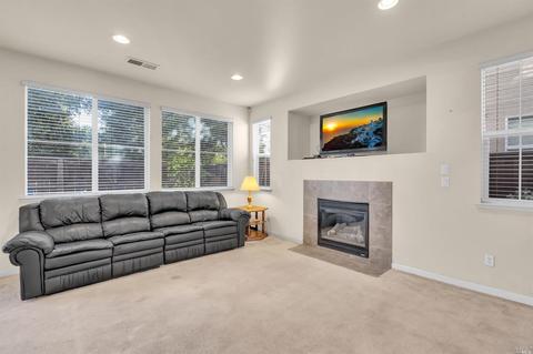 515 Malvasia Ct, Fairfield, CA 94534 photo 8