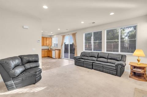 515 Malvasia Ct, Fairfield, CA 94534 photo 9