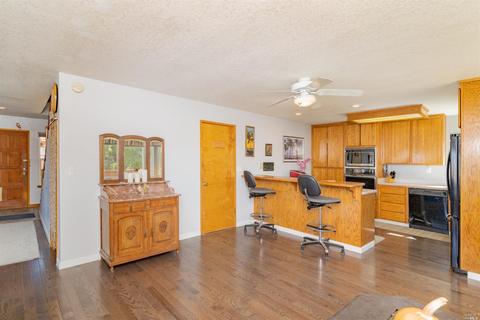 600 Noah Ct, Napa, CA 94558 photo 12