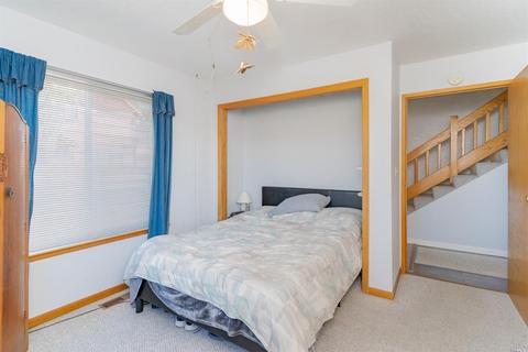 600 Noah Ct, Napa, CA 94558 photo 19