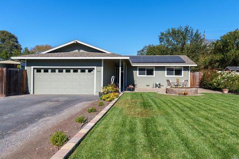 849 Colleen Dr, Windsor, CA 95492 photo 3