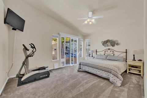 656 Renaissance Ave, Fairfield, CA 94534 photo 68