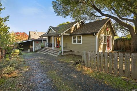 16 Pearce St, Petaluma, CA 94952 photo 2