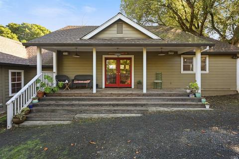 16 Pearce St, Petaluma, CA 94952 photo 1