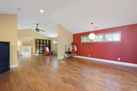 16 Pearce St, Petaluma, CA 94952 photo 5