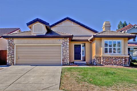 404 Foxwood Ct, Windsor, CA 95492 photo 1