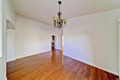 404 Foxwood Ct, Windsor, CA 95492 photo 14