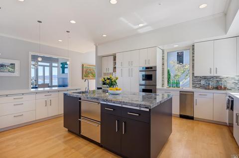 18 Cibrian Dr, Tiburon, CA 94920 photo 17