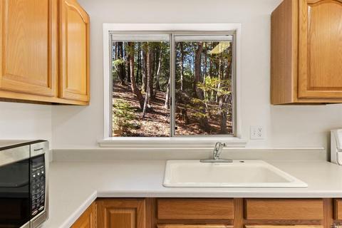 24348 Buckeye Ct, Willits, CA 95490 photo 9