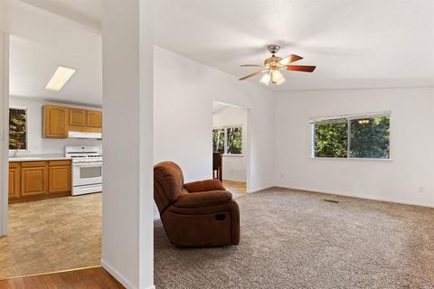 24348 Buckeye Ct, Willits, CA 95490 photo 7