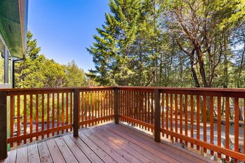 24348 Buckeye Ct, Willits, CA 95490 photo 5